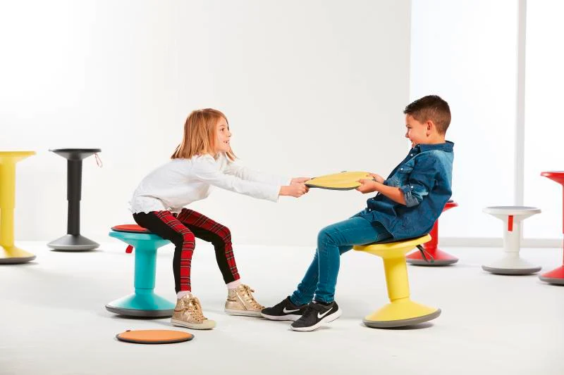 UPis1 Junior Edition Hocker