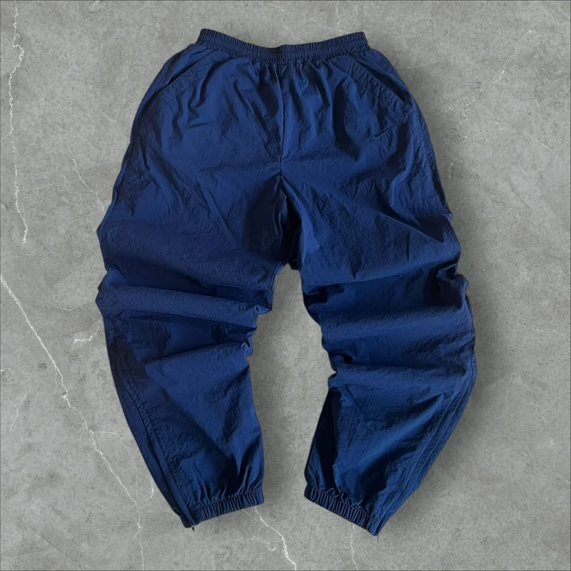 Nike Vintage Nylon Trackpants – Crinkle Look – Navy – ca. 2000 (L)