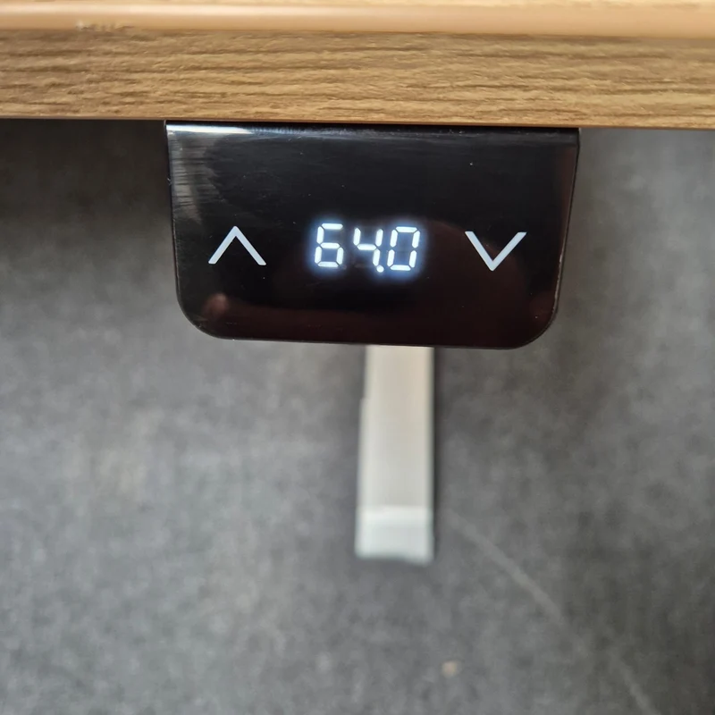 Elektrisch höhenverstellbarer Schreibtisch – Sedus Temptation