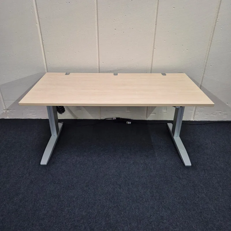 Steh-Sitz-Schreibtisch / CEKA / ahorn