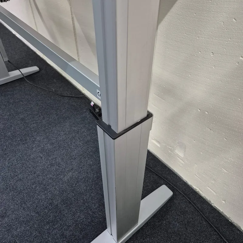 Steh-Sitz-Schreibtisch / CEKA / ahorn