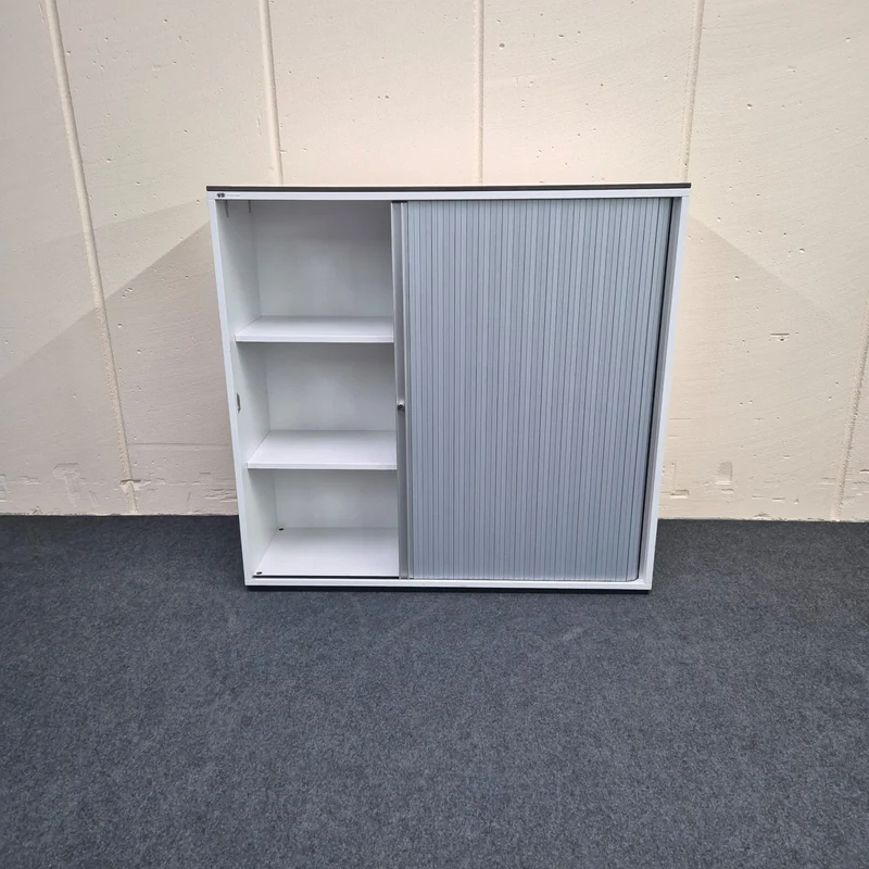 Sideboard /VS Büromöbel / weiß / Querrolllade silbergrau / 3 Ordnerhöhen / 120 cm