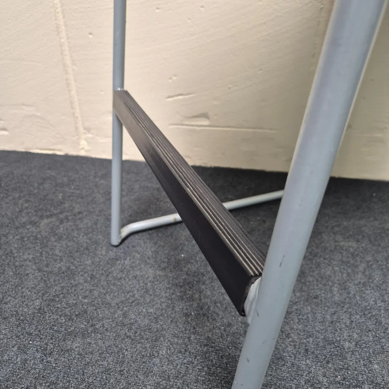 Barhocker / Barstuhl - Teknion