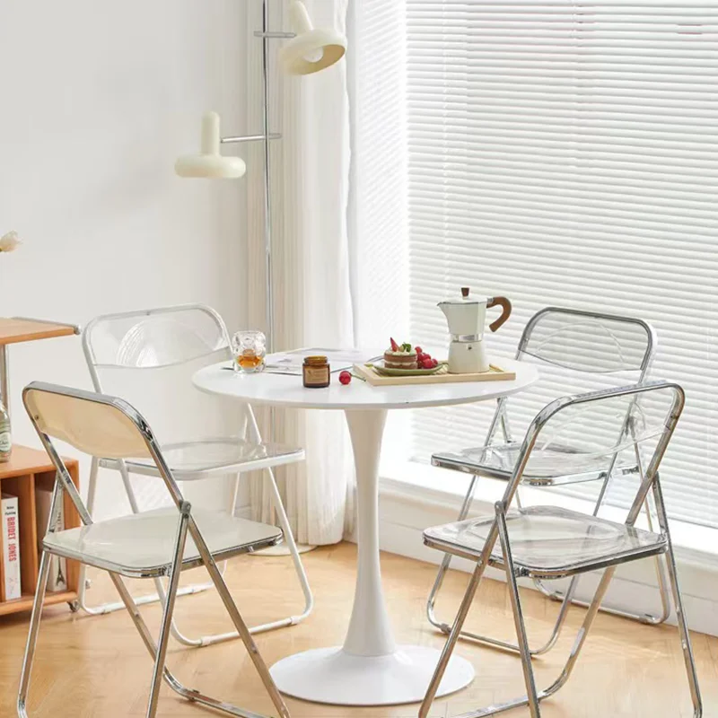 Minimal Folding Chair