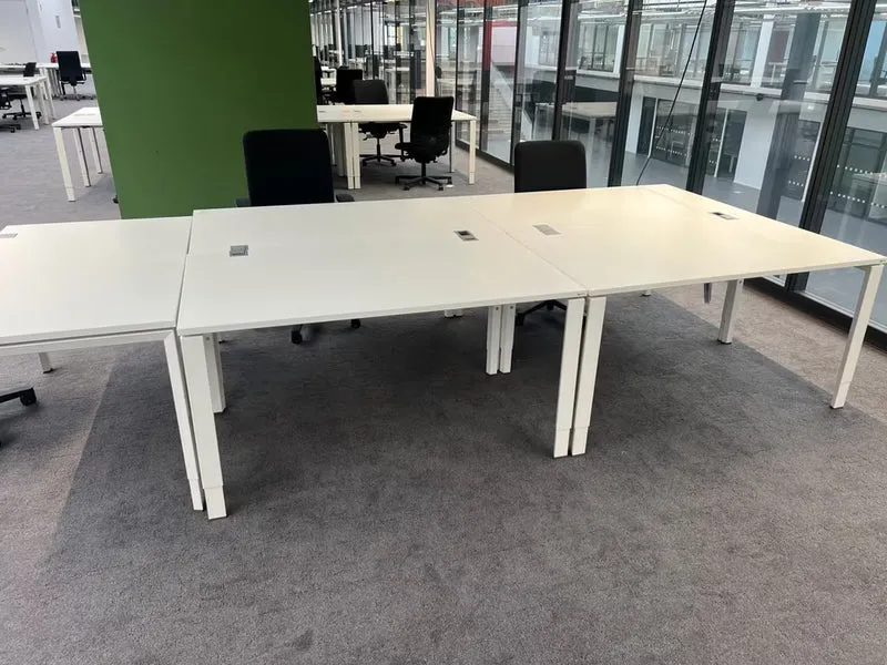 Schreibtisch OKA