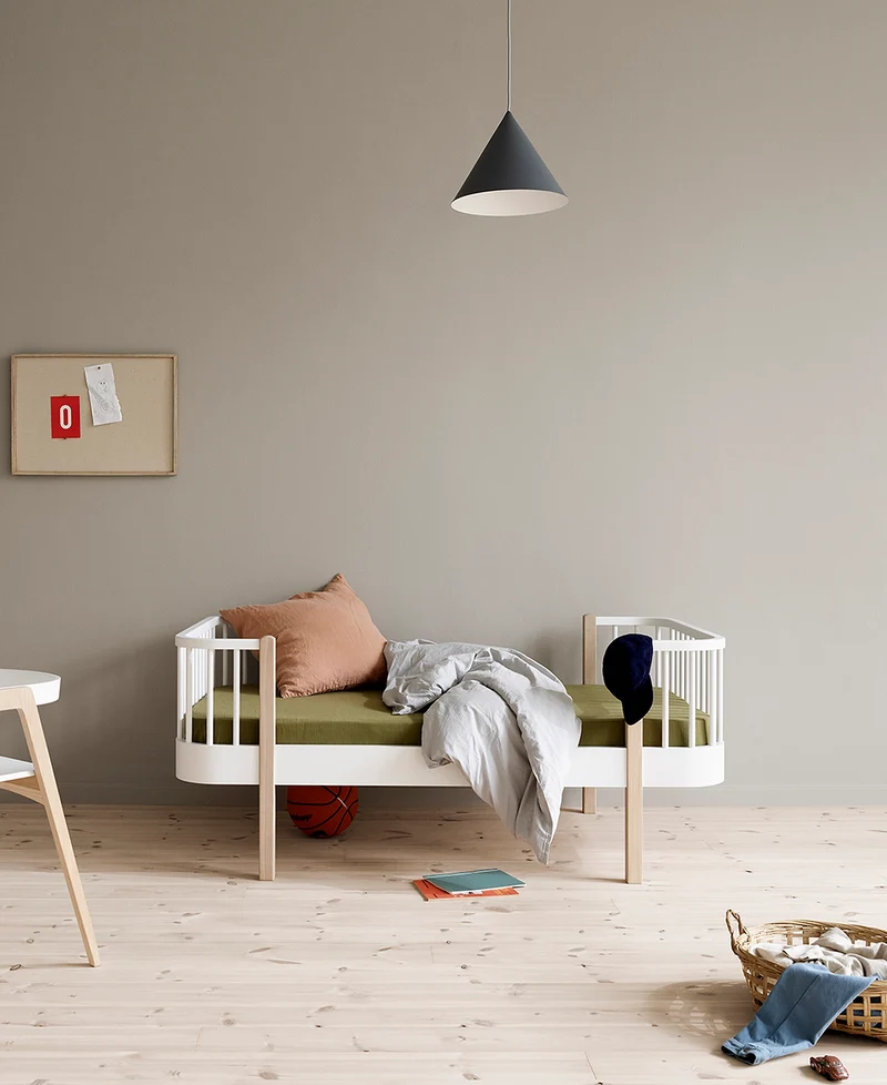 Oliver Furniture - Original Juniorbett für Kinder, 90x160 cm, Weiß/Eiche
