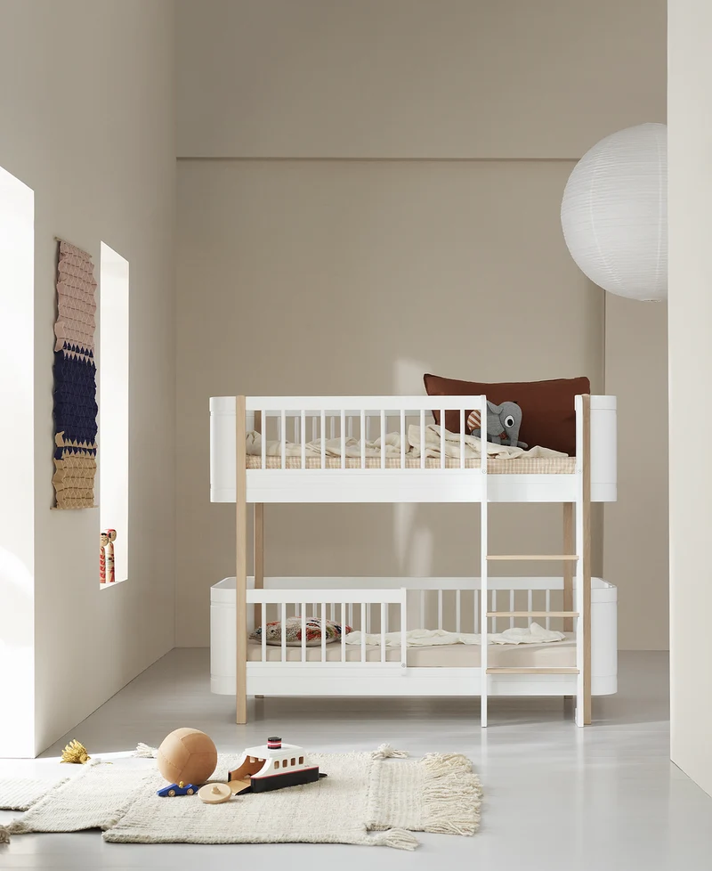 Oliver Furniture - Mini+ Kinder Etagenbett halbhoch, 68x162 cm, Weiß/Eiche