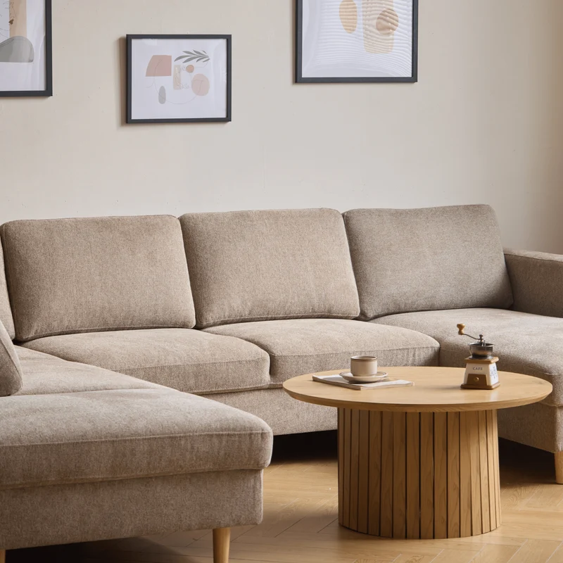 Jennifer rechtsgewandtes U-Sofa in Sand mit Chaiselongue - L: 300 x T: 208 x H: 82 cm