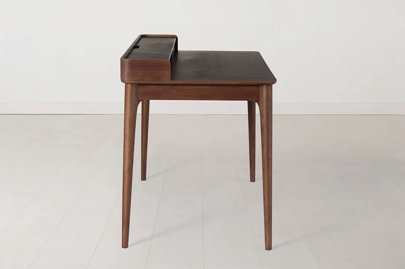 Schreibtisch 01, Nussbaum