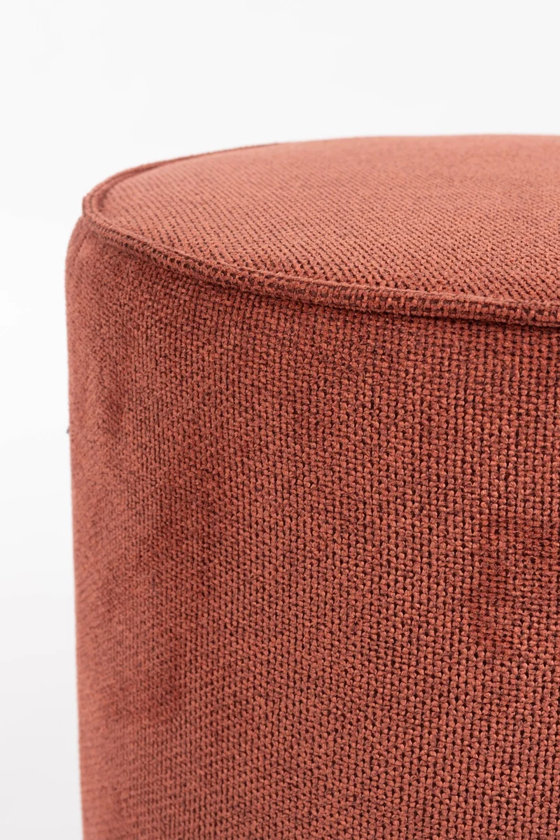 Hocker Bellevue Rot mit Holzgestell und Nussbaumfurnier von Dutchbone