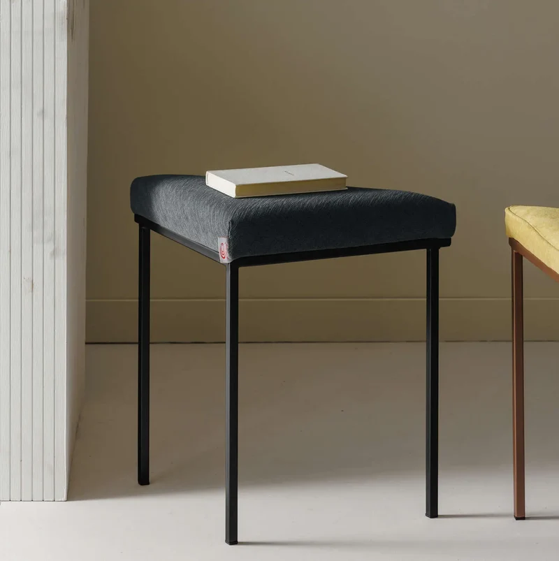 Cube Dreibein Hocker - New Life