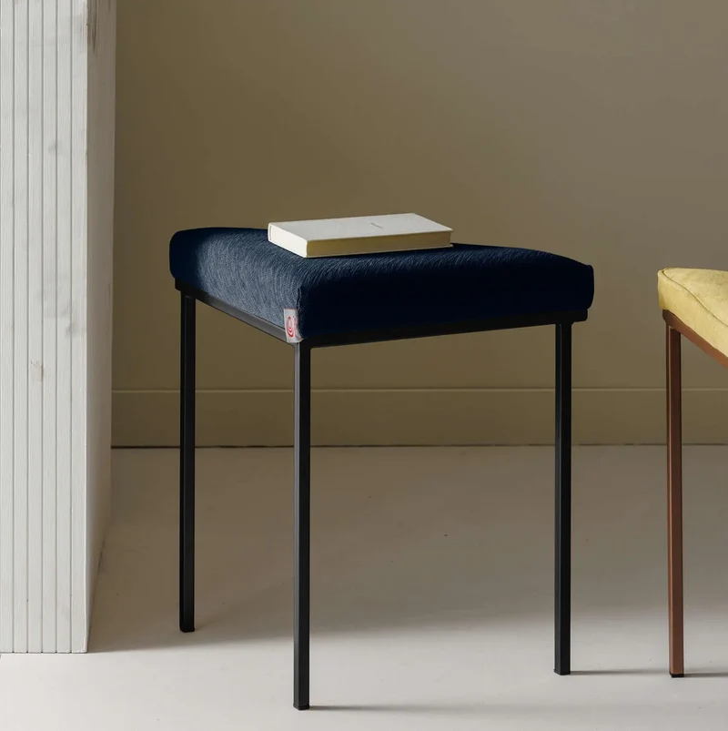 Cube Dreibein Hocker - New Life