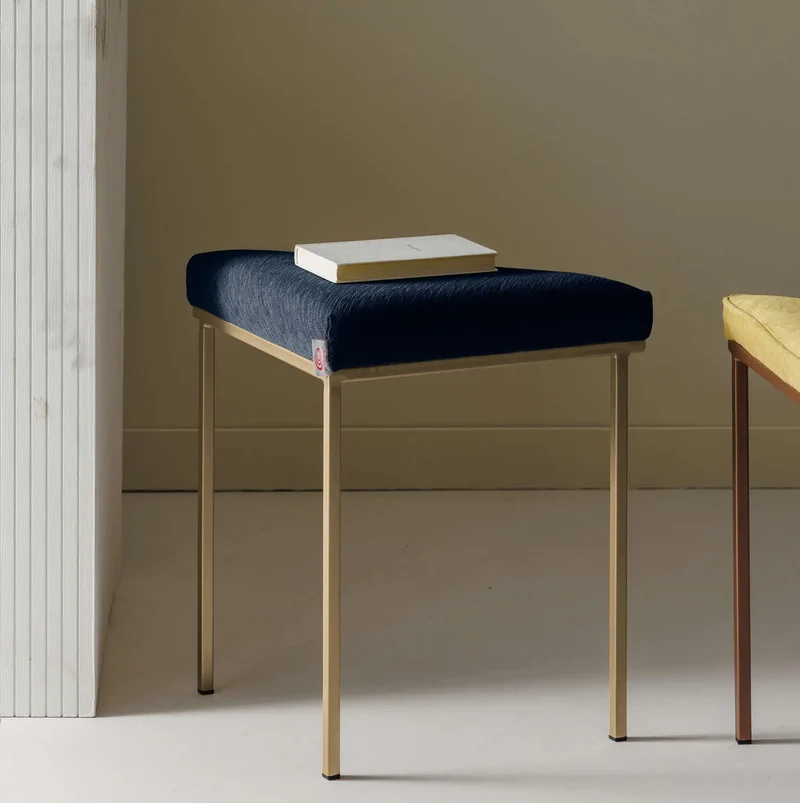 Cube Dreibein Hocker - New Life
