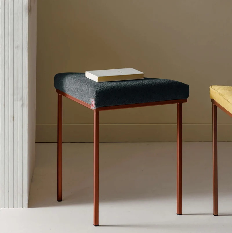 Cube Dreibein Hocker - New Life