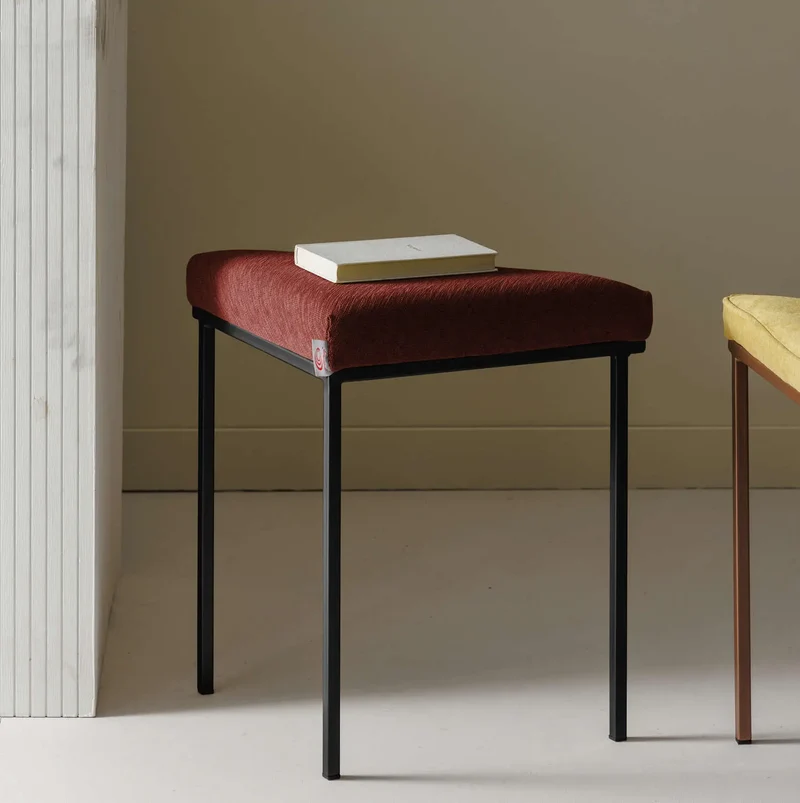 Cube Dreibein Hocker - New Life