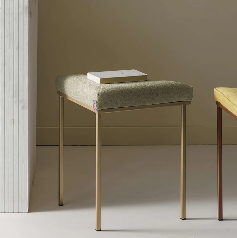 Cube Dreibein Hocker - New Life