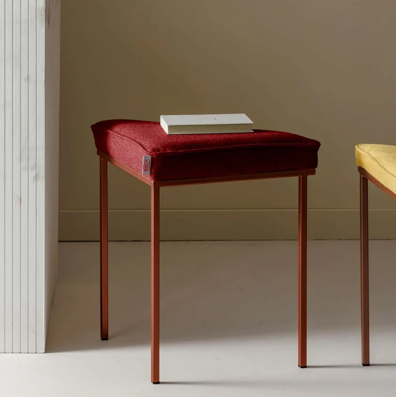 Cube Dreibein Hocker - Wool Line