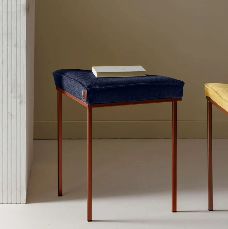 Cube Dreibein Hocker - Wool Line