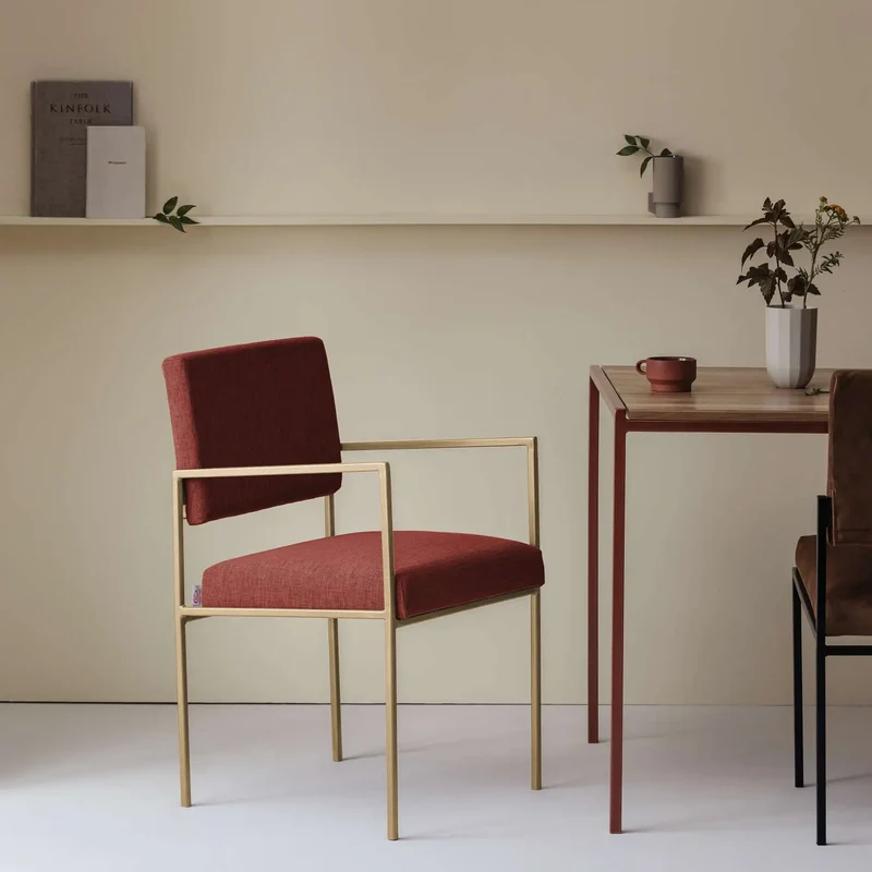 Cube Esstischstuhl mit Armlehnen - New Life