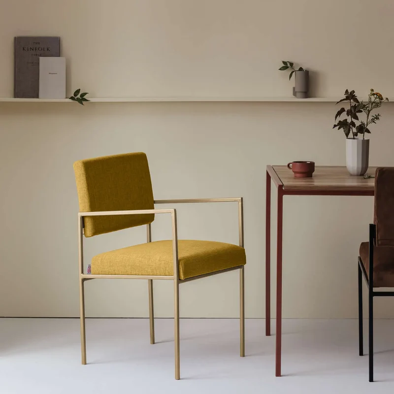 Cube Esstischstuhl mit Armlehnen - New Life