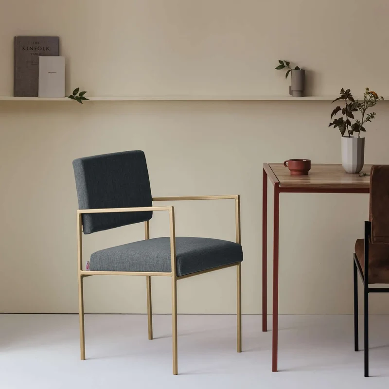 Cube Esstischstuhl mit Armlehnen - New Life