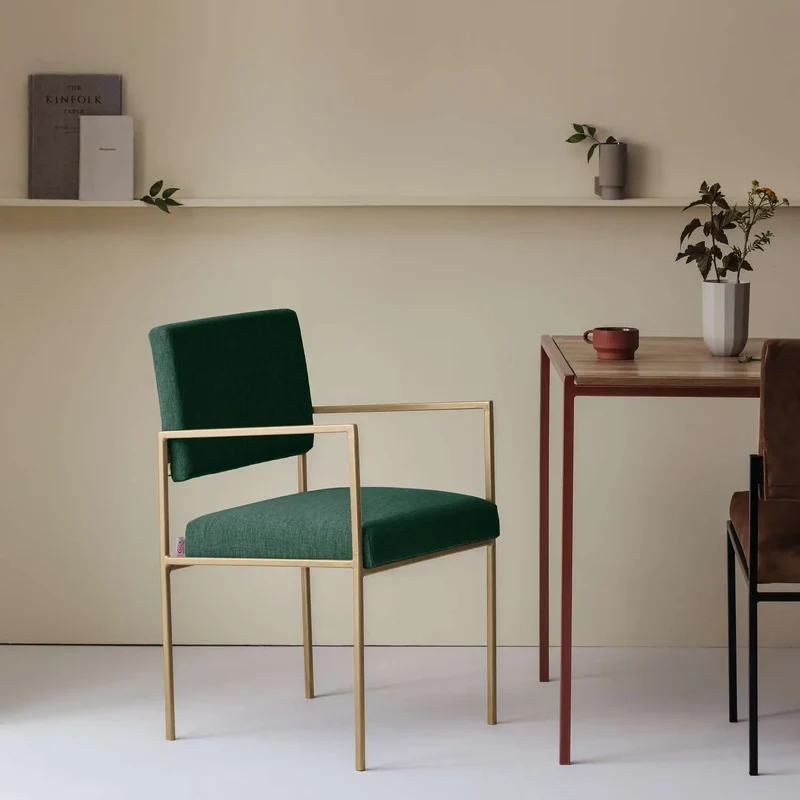 Cube Esstischstuhl mit Armlehnen - New Life