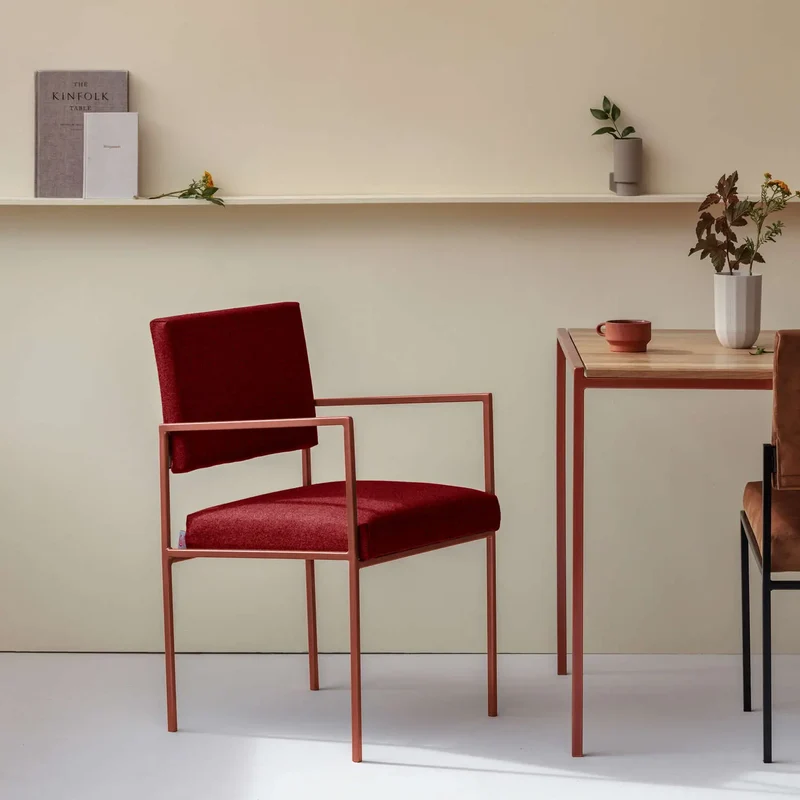 Cube Esstischstuhl mit Armlehnen - Wool Line