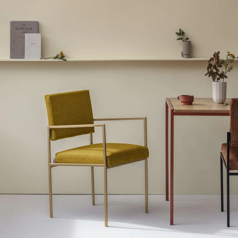 Cube Esstischstuhl mit Armlehnen - Wool Line