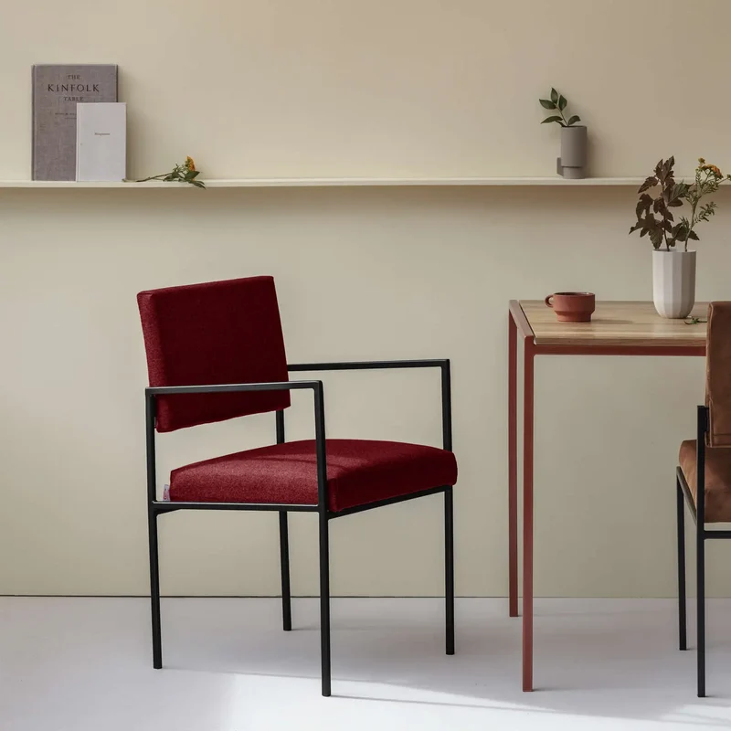 Cube Esstischstuhl mit Armlehnen - Wool Line