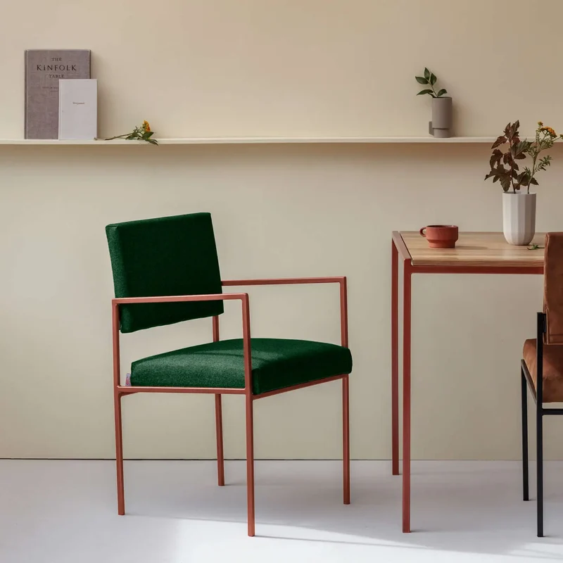 Cube Esstischstuhl mit Armlehnen - Wool Line