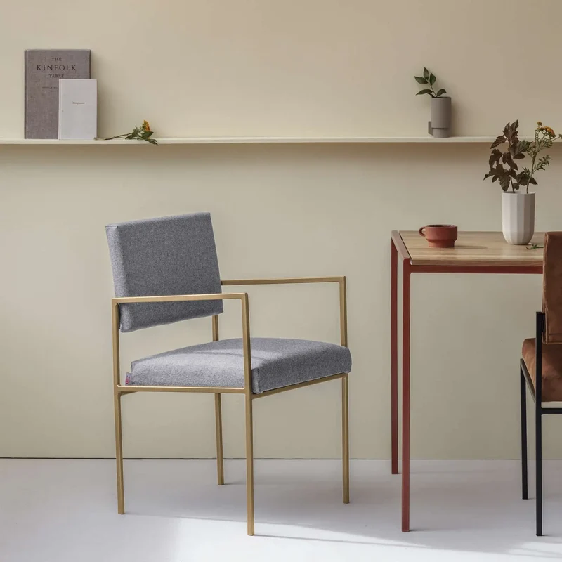 Cube Esstischstuhl mit Armlehnen - Wool Line