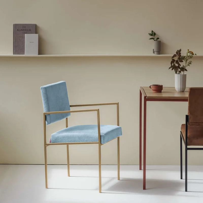 Cube Esstischstuhl mit Armlehnen - Velvet Line
