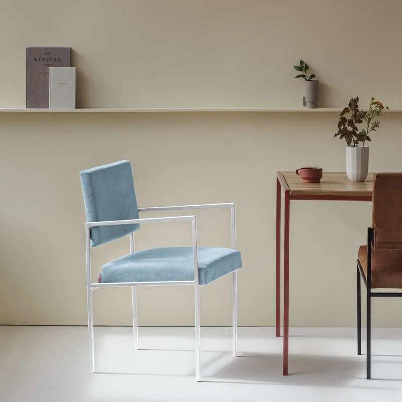 Cube Esstischstuhl mit Armlehnen - Velvet Line