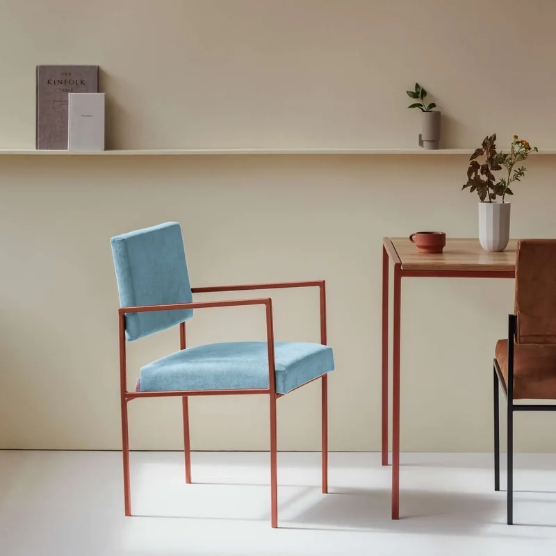 Cube Esstischstuhl mit Armlehnen - Velvet Line