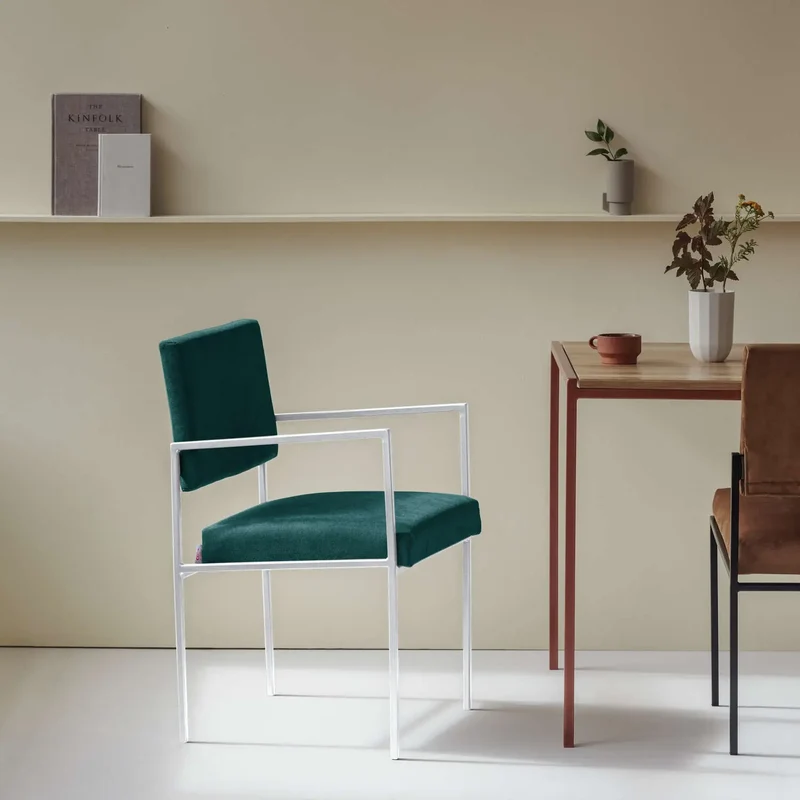 Cube Esstischstuhl mit Armlehnen - Velvet Line