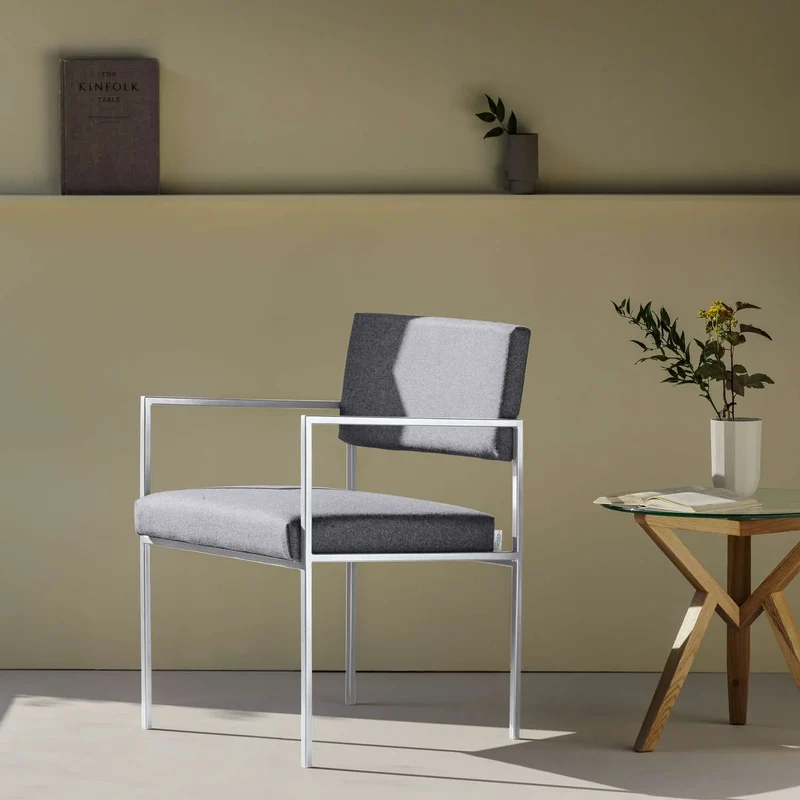 Cube Stuhl 55 mit Armlehnen - Wool Line