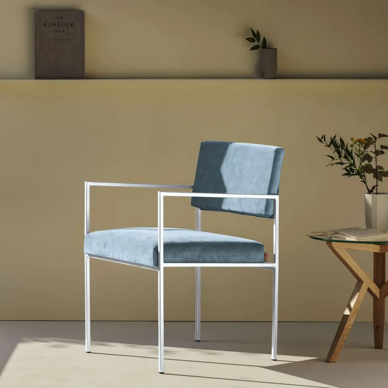 Cube Stuhl 55 mit Armlehnen - Velvet Line