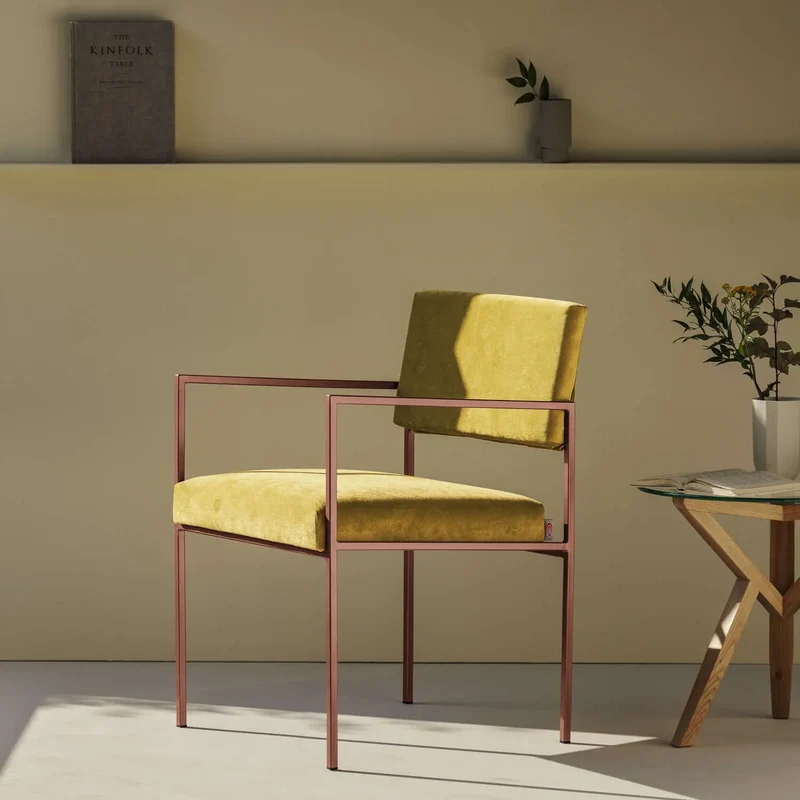 Cube Stuhl 55 mit Armlehnen - Velvet Line