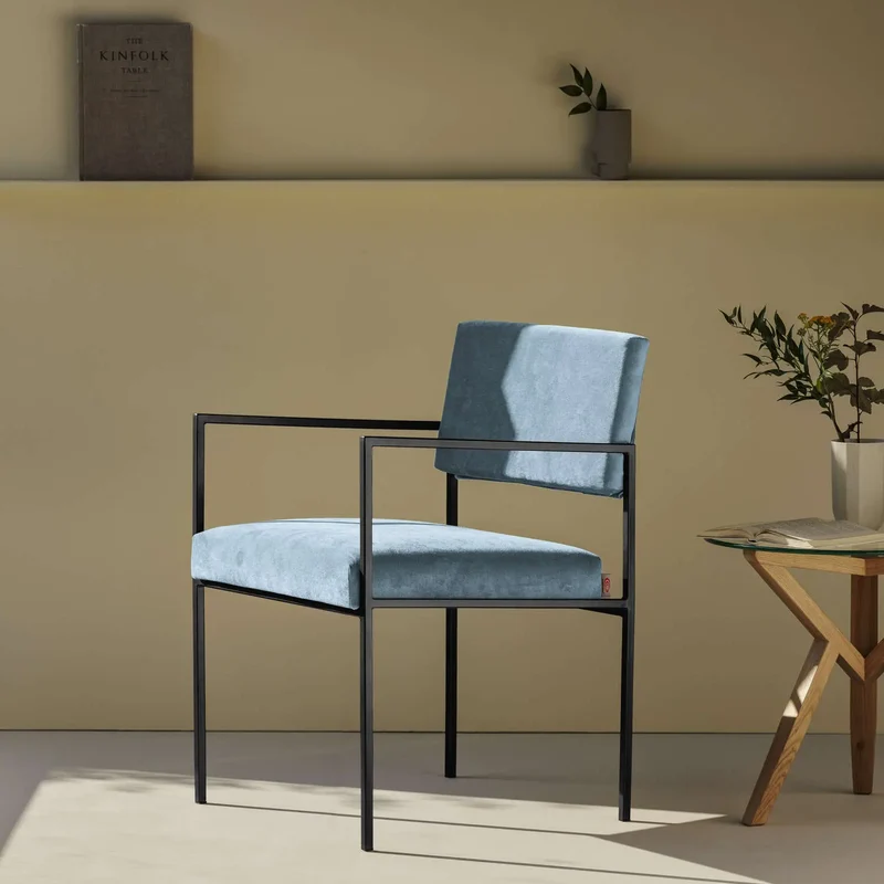 Cube Stuhl 55 mit Armlehnen - Velvet Line