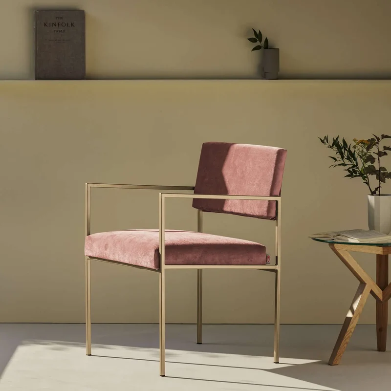 Cube Stuhl 55 mit Armlehnen - Velvet Line