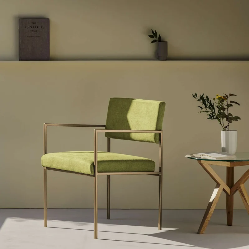 Cube Stuhl 55 mit Armlehnen - Basic Line
