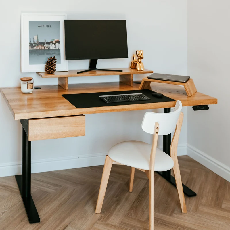 "Golden-Crust" Solid Oak Desktop