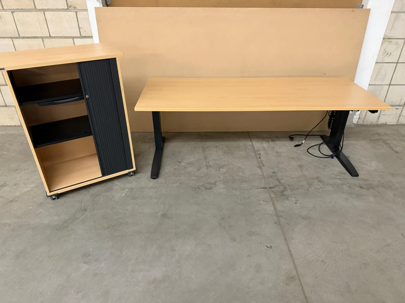 Ceka elektrisch höhenverstellbarer Schreibtisch Buche