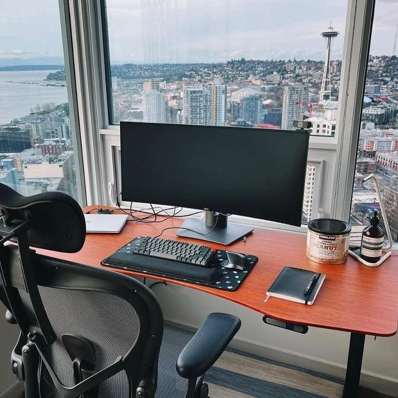 Elite Desk