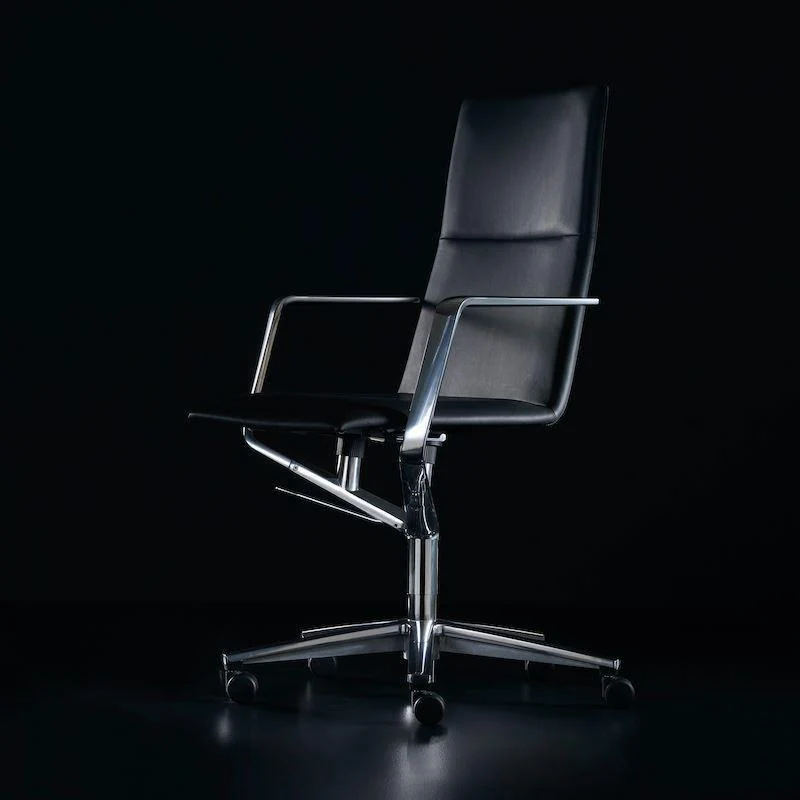 Sola Active Chair