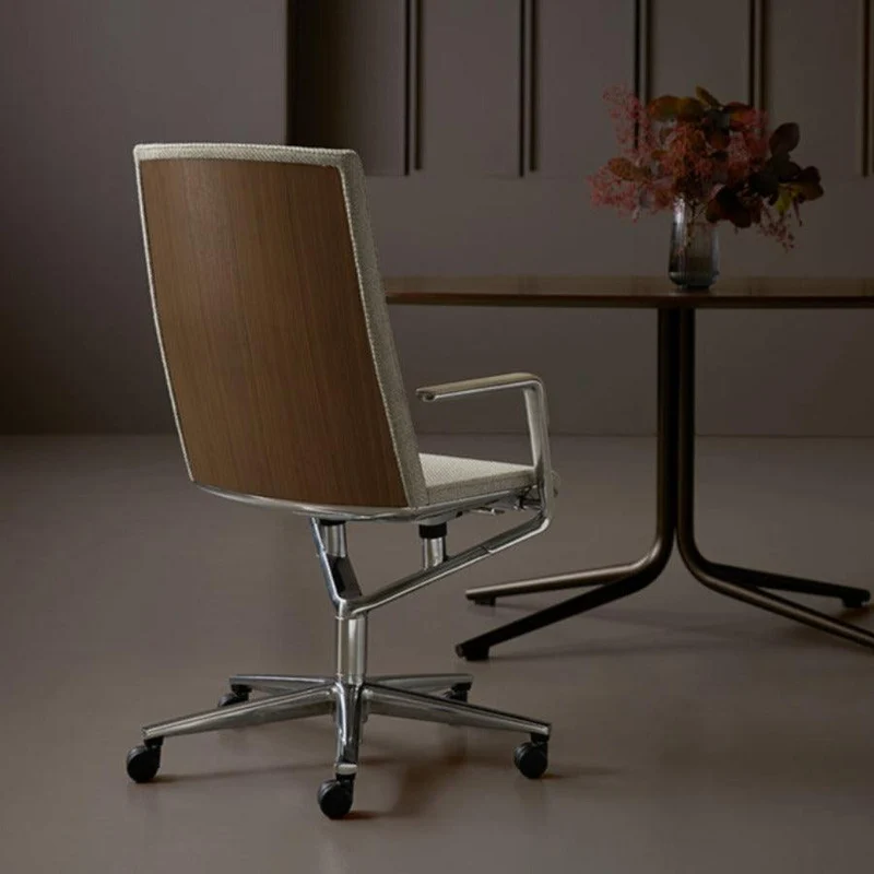 Sola Active Chair