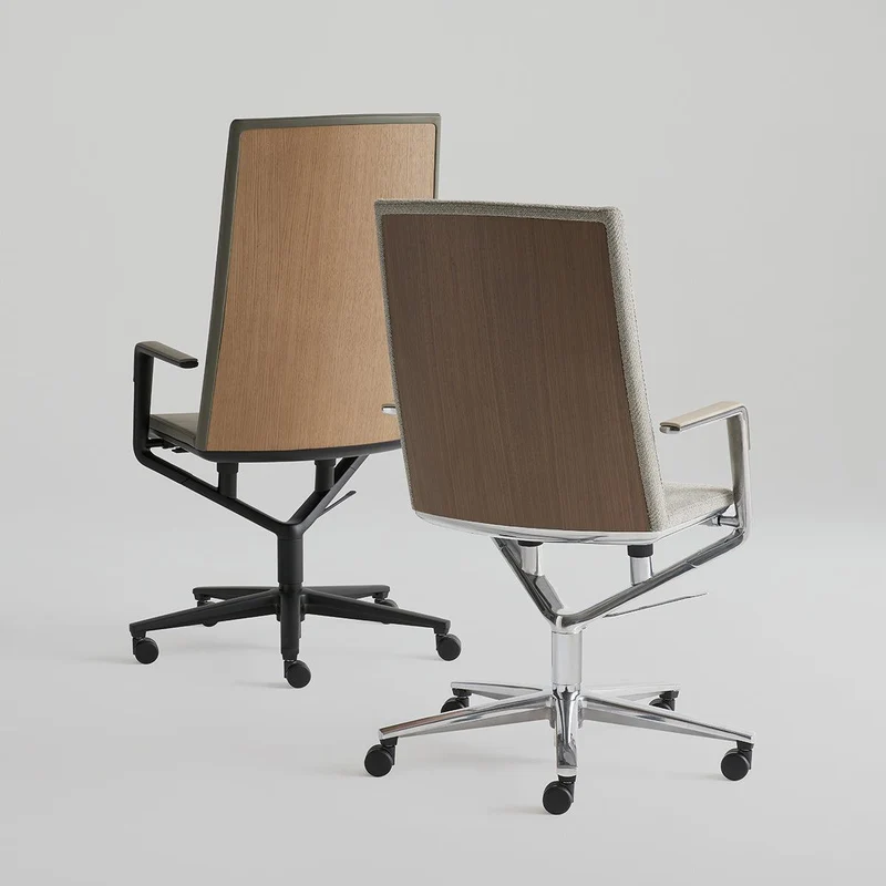 Sola Active Chair