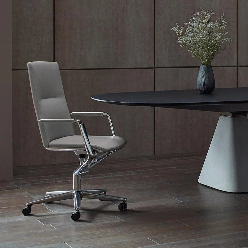 Sola Active Chair