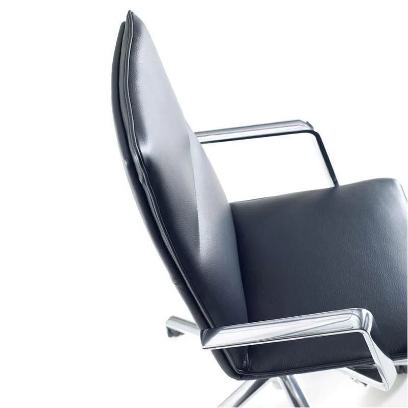 Sola Active Chair