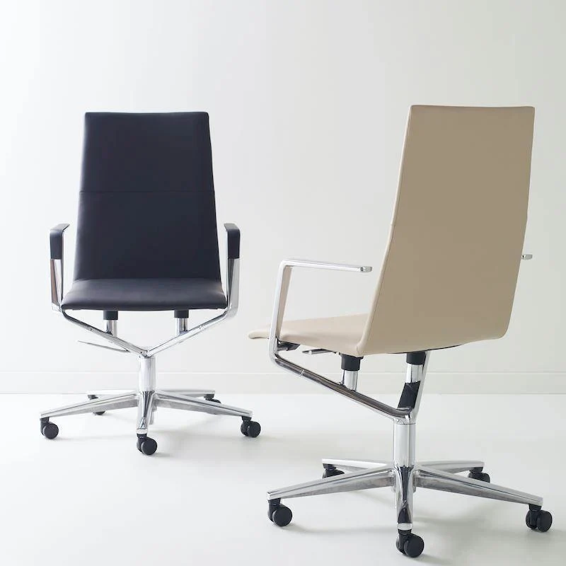 Sola Active Chair